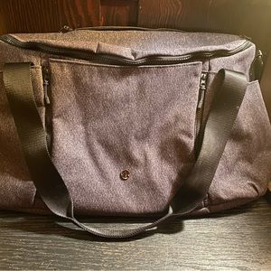 Lululemon large exercise bag